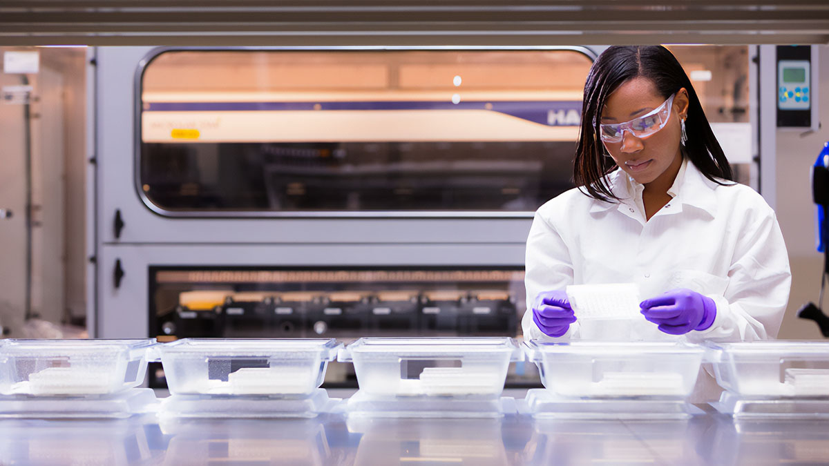 PPD Laboratory Services technician