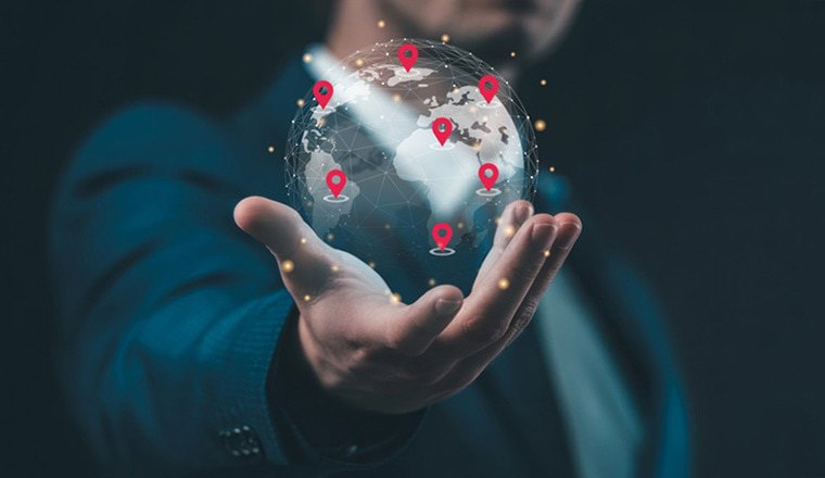 FSP market entry holding globe with map icons