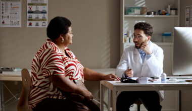 Doctor-patient-obesity-blog